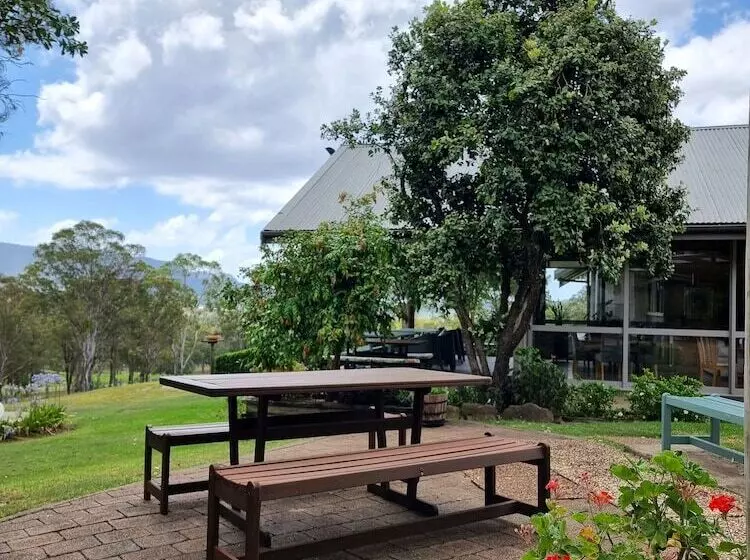 ペンション Elfin Hill Vineyard Accommodation