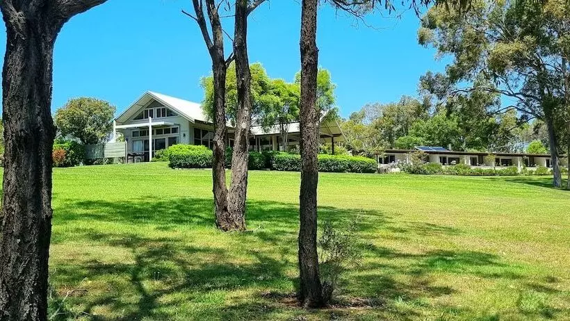 ペンション Elfin Hill Vineyard Accommodation