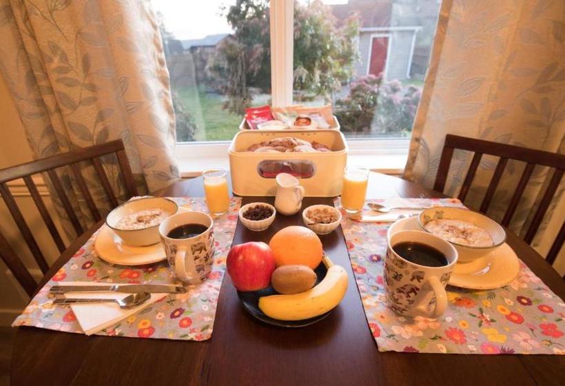 住宿加早餐  Wild Pacific Guest Suites