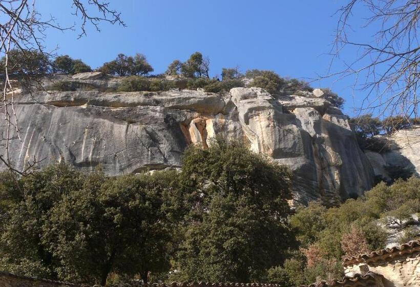 호스텔 Auberge Des Seguins