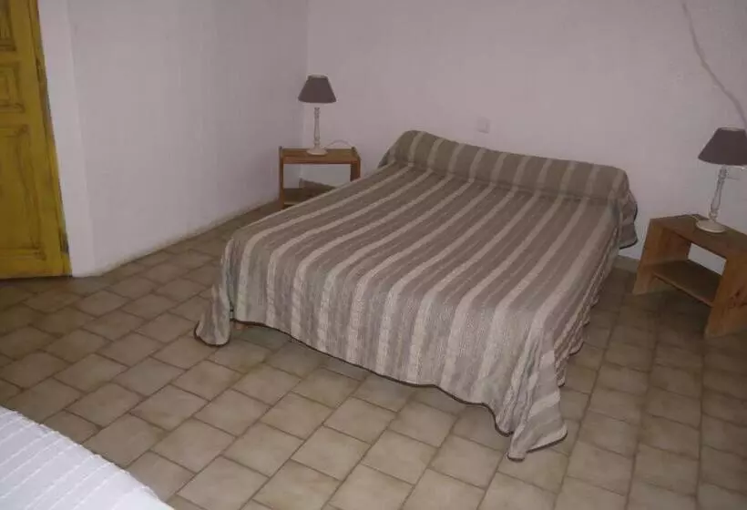 Auberge Des Seguins