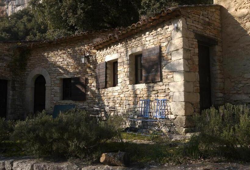 호스텔 Auberge Des Seguins