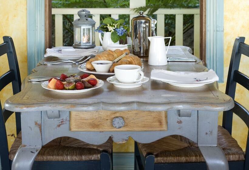 ベッドアンドブレックファースト The Spotted Chook