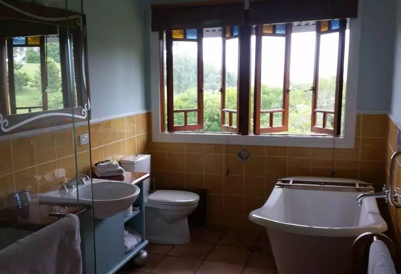 Aamiaismajoitus (B&B) The Spotted Chook