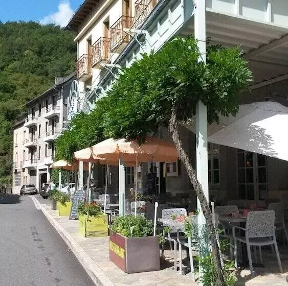 Hôtel Restaurant Aux Armes D Estaing   Kb Hotel Group