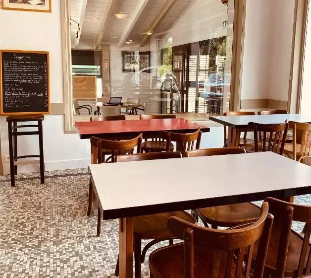 Hotelli Bistrot Fine