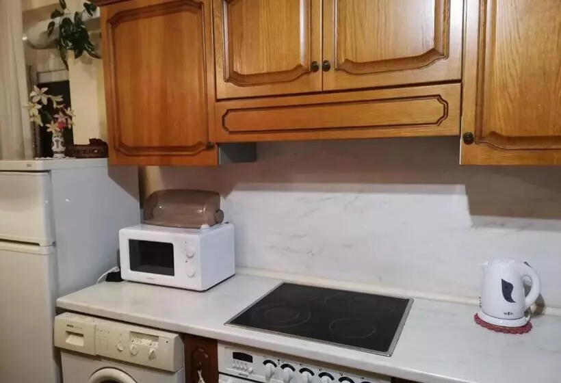 هتل къща за гости The Sunny Corner