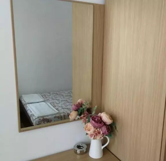هتل къща за гости The Sunny Corner