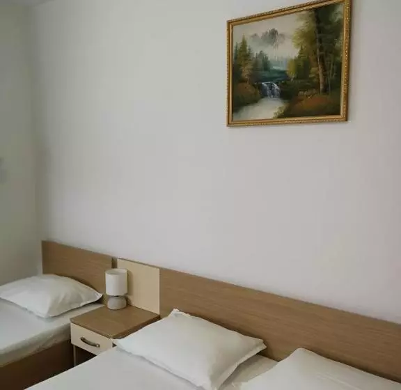 هتل къща за гости The Sunny Corner