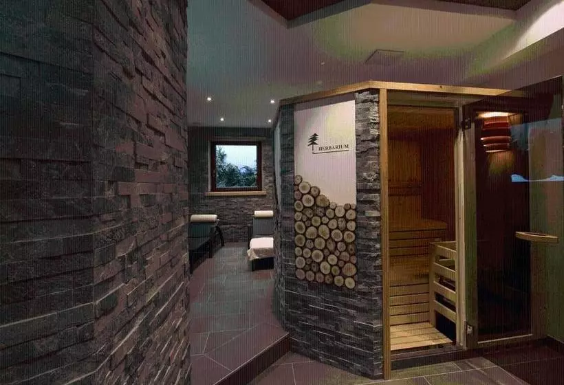 Hotelli Laerchenhain