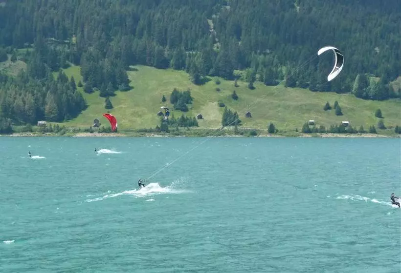 Hotelli Laerchenhain