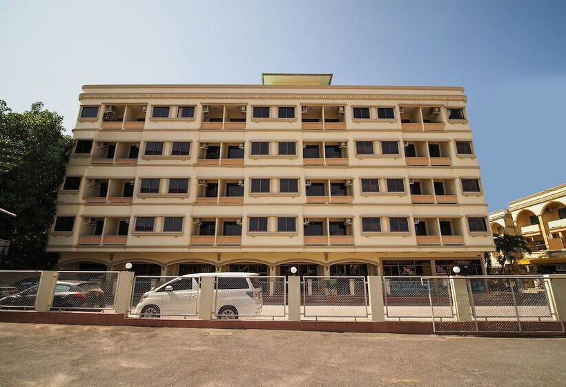 Отель Oyo 917 Pk Residence Pattaya