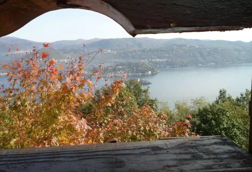 ホテル Panoramico Lago D Orta Adults Only