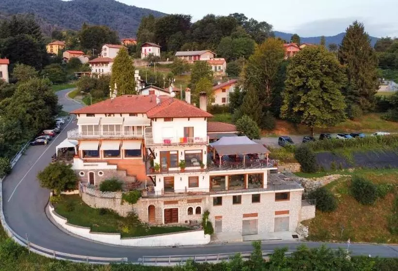 ホテル Panoramico Lago D Orta Adults Only