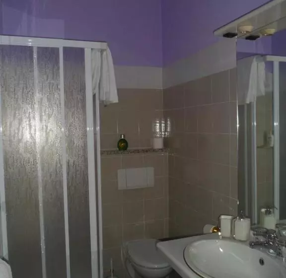 ホテル Panoramico Lago D Orta Adults Only