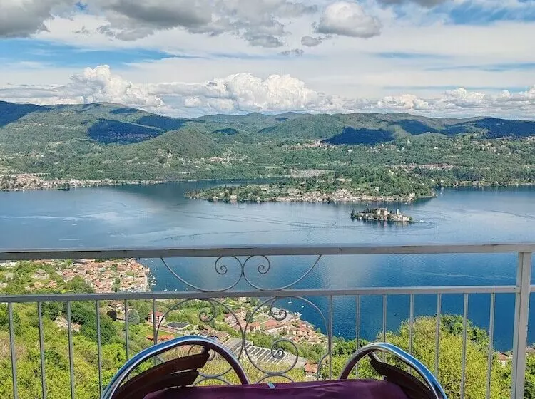 ホテル Panoramico Lago D Orta Adults Only