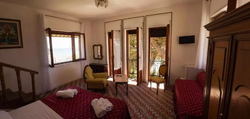 ホテル Villa Sarina