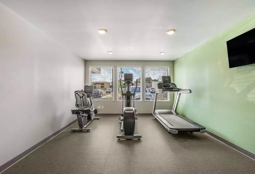 Hotelli Woodspring Suites Chicago Midway