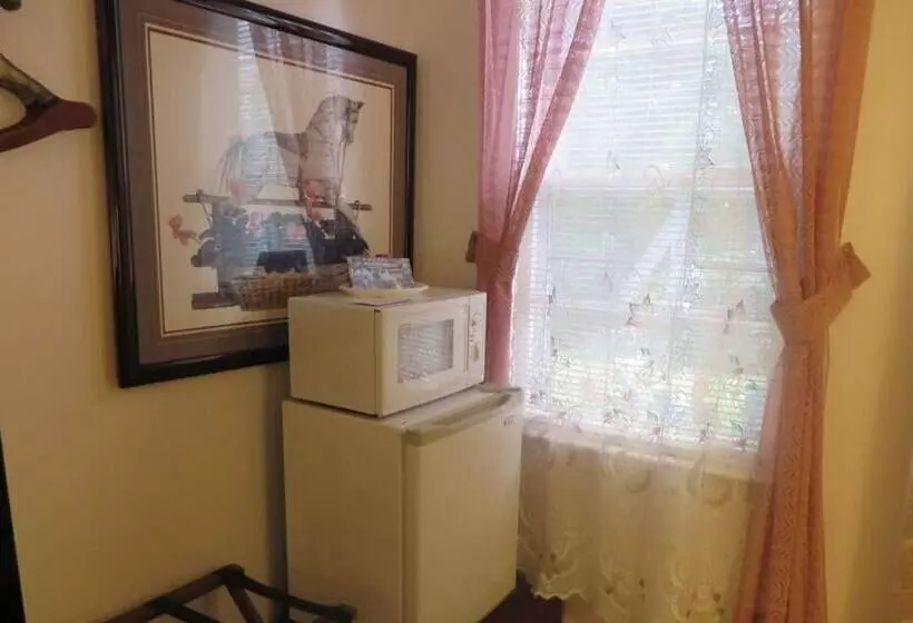 Lake Winnipesaukee Motel