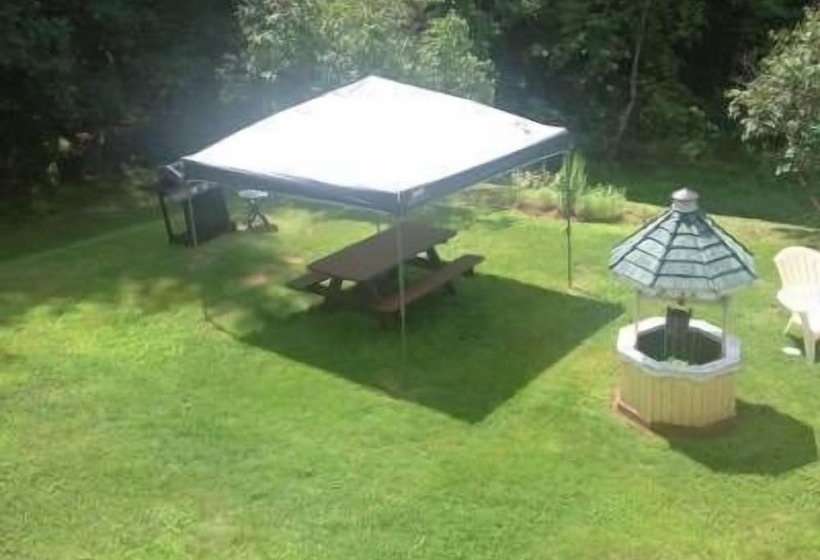 Lake Winnipesaukee Motel