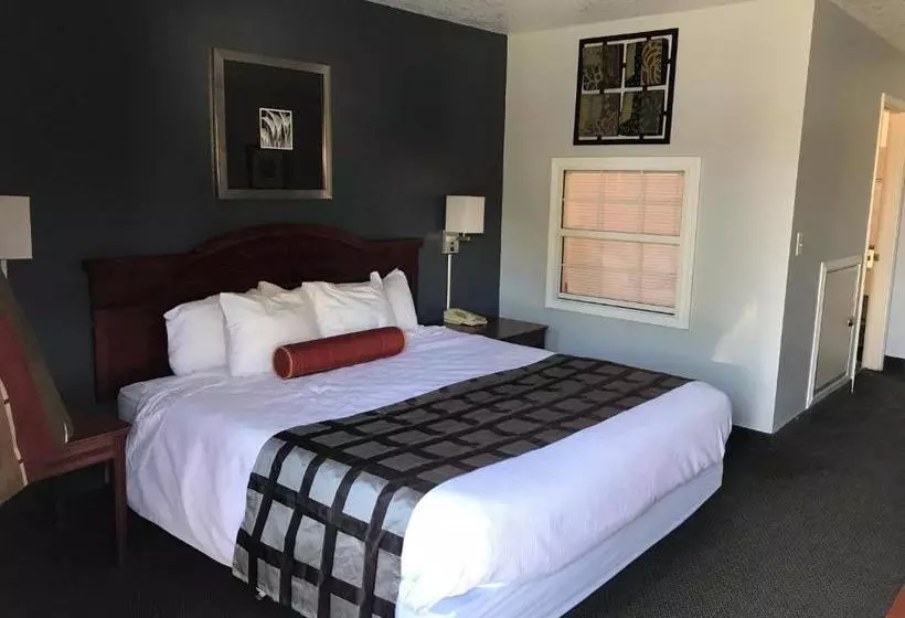 Motelli Ouachita Mountain Inn