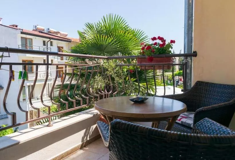 پانسیون Guest House Eos