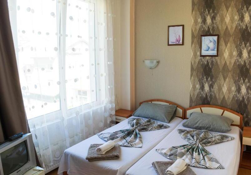 پانسیون Guest House Eos