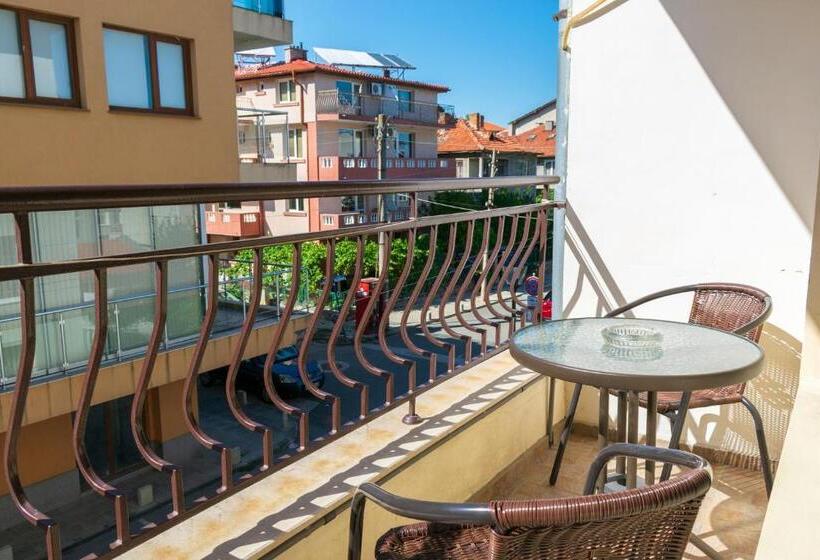 پانسیون Guest House Eos