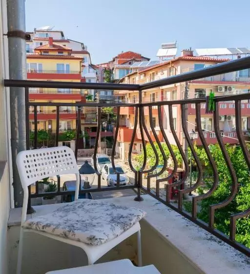 پانسیون Guest House Eos