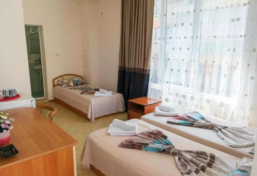 پانسیون Guest House Eos