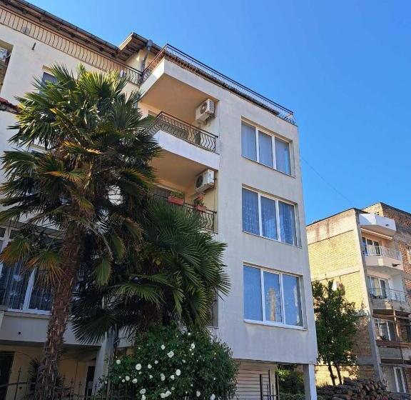 پانسیون Guest House Eos