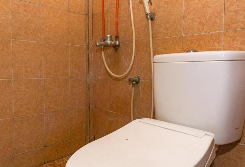 פנסיון Reddoorz Near Sentani Airport Jayapura