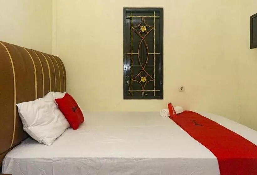 ペンション Reddoorz Near Sentani Airport Jayapura