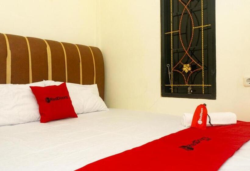 פנסיון Reddoorz Near Sentani Airport Jayapura