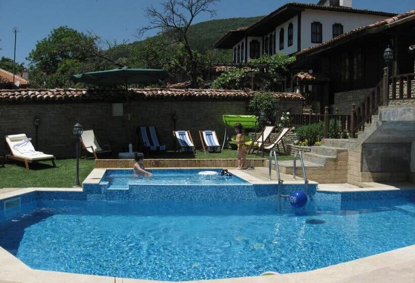 ペンション Sava Cupetsa Guest House