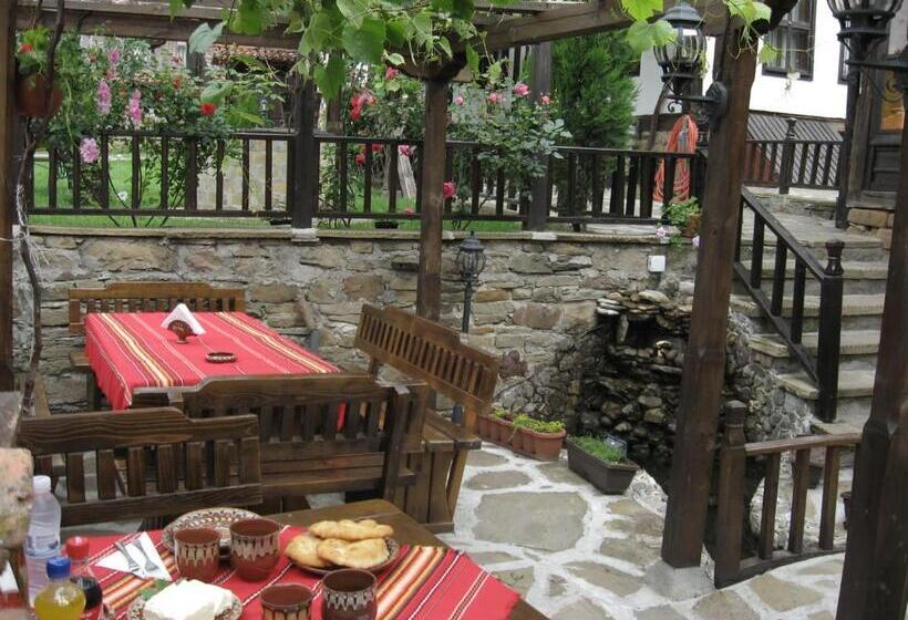 ペンション Sava Cupetsa Guest House