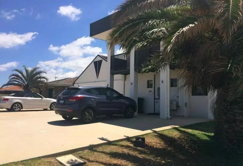 Majatalo Zebras Guesthouse