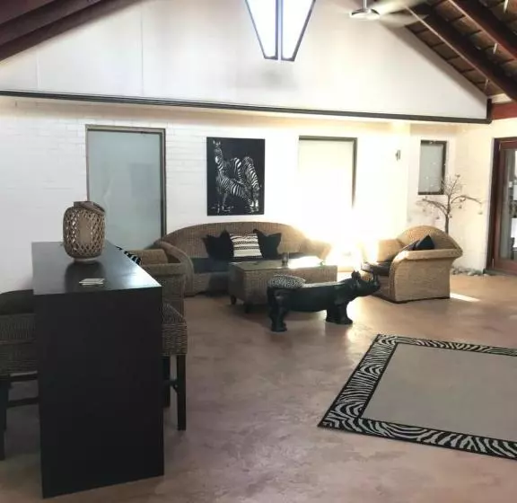 Majatalo Zebras Guesthouse