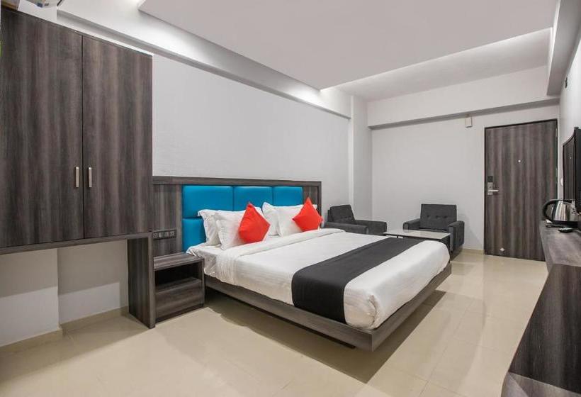 Hotell Vaccinated Staff Capital O 69251  Citadel 2