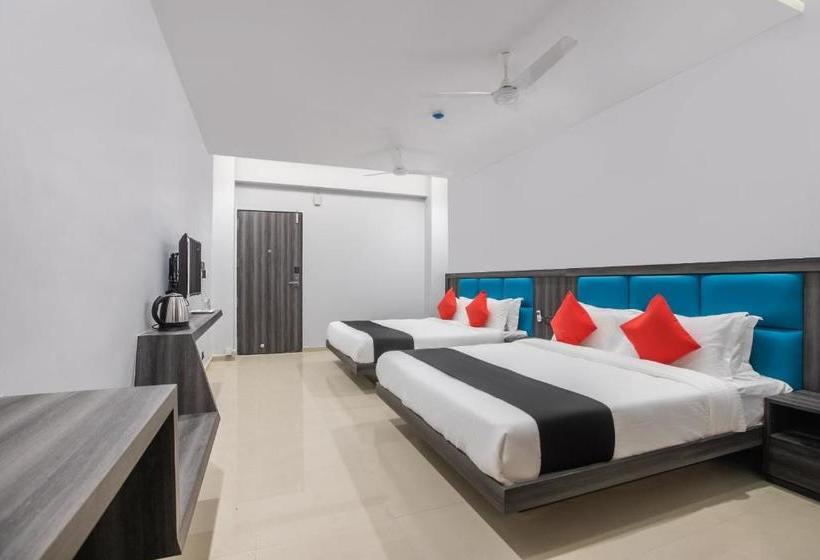 Hotell Vaccinated Staff Capital O 69251  Citadel 2