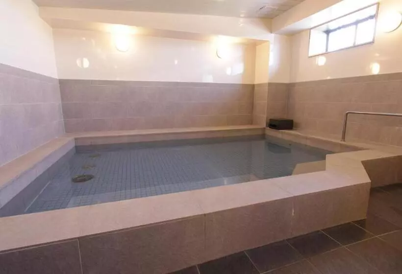 Hotelli New Gaea Nishikumamotoekimae