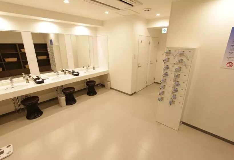 Hotelli New Gaea Nishikumamotoekimae
