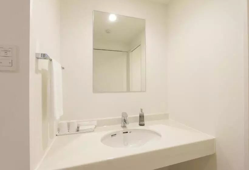 Hotelli New Gaea Nishikumamotoekimae