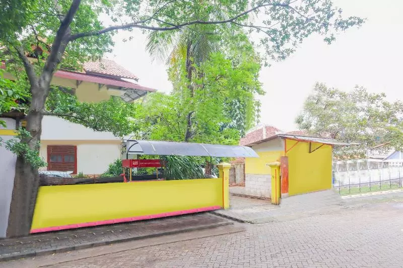 ホテル Oyo 3058 Griya Samawah Syariah