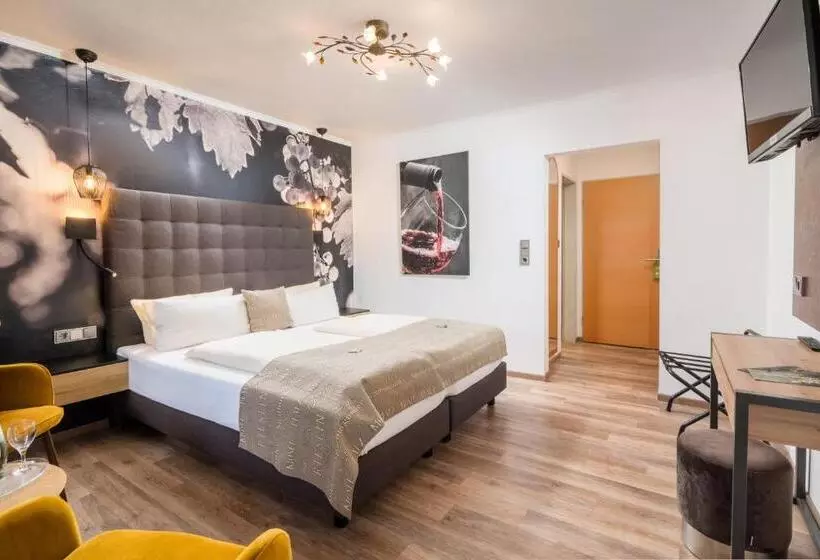 Majatalo Weinhotel Sonnenschein