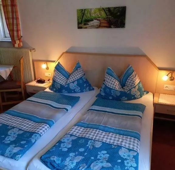 Majatalo Haus Zur Linde