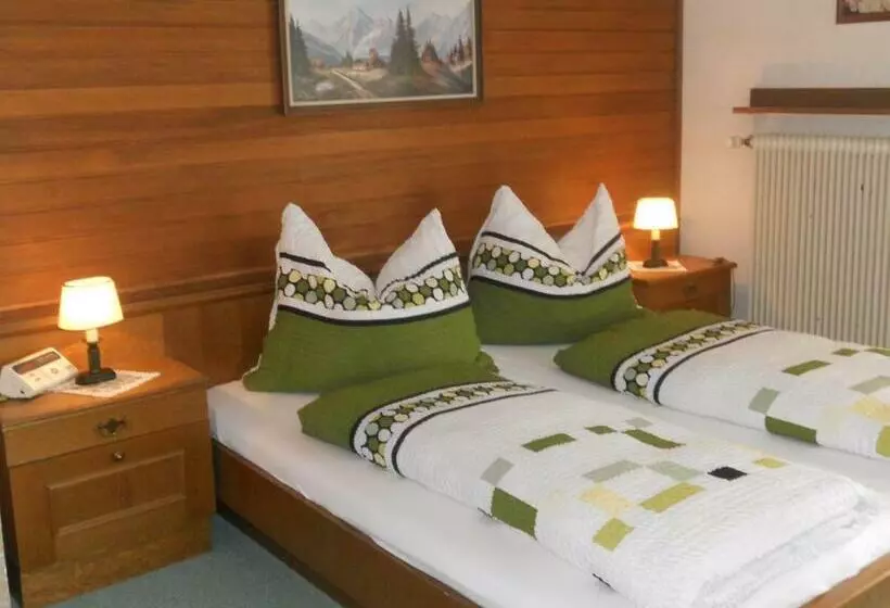 Majatalo Haus Zur Linde