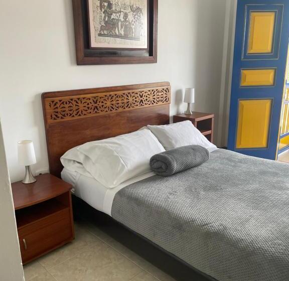 Pension Hospedaje Camino Real A 150 Mts Del Centro