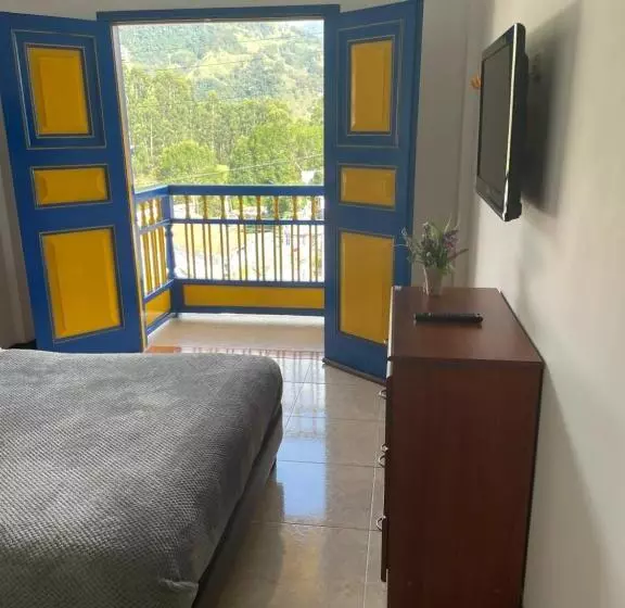 ペンション Hospedaje Camino Real A 150 Mts Del Centro