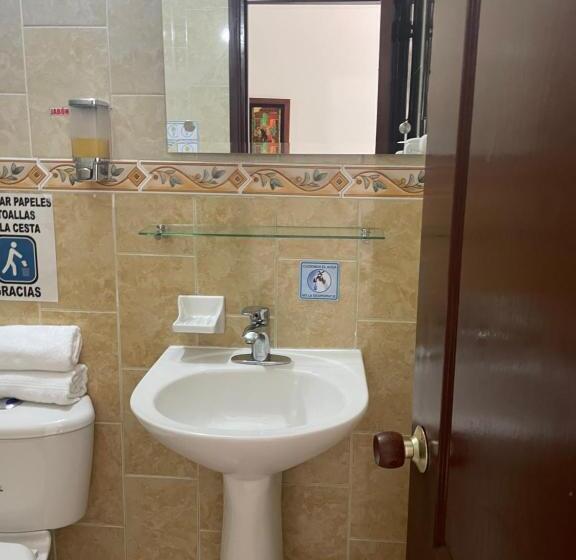 Pension Hospedaje Camino Real A 150 Mts Del Centro